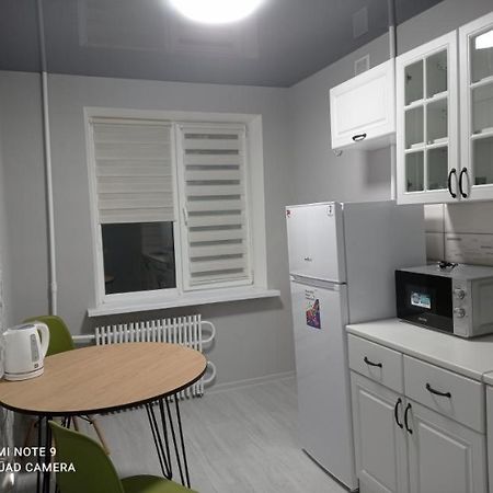 Центр Набережная Красивая Dnjepropetovsk Buitenkant foto